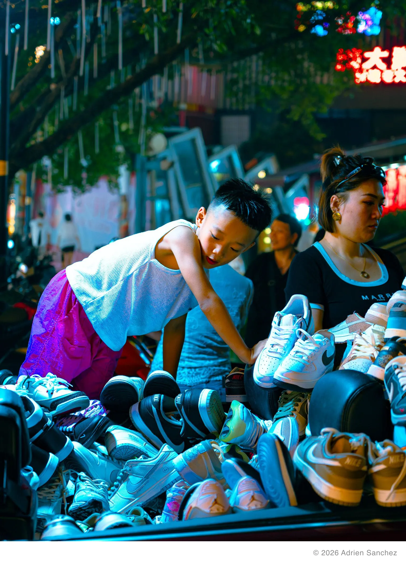 Shoe stall