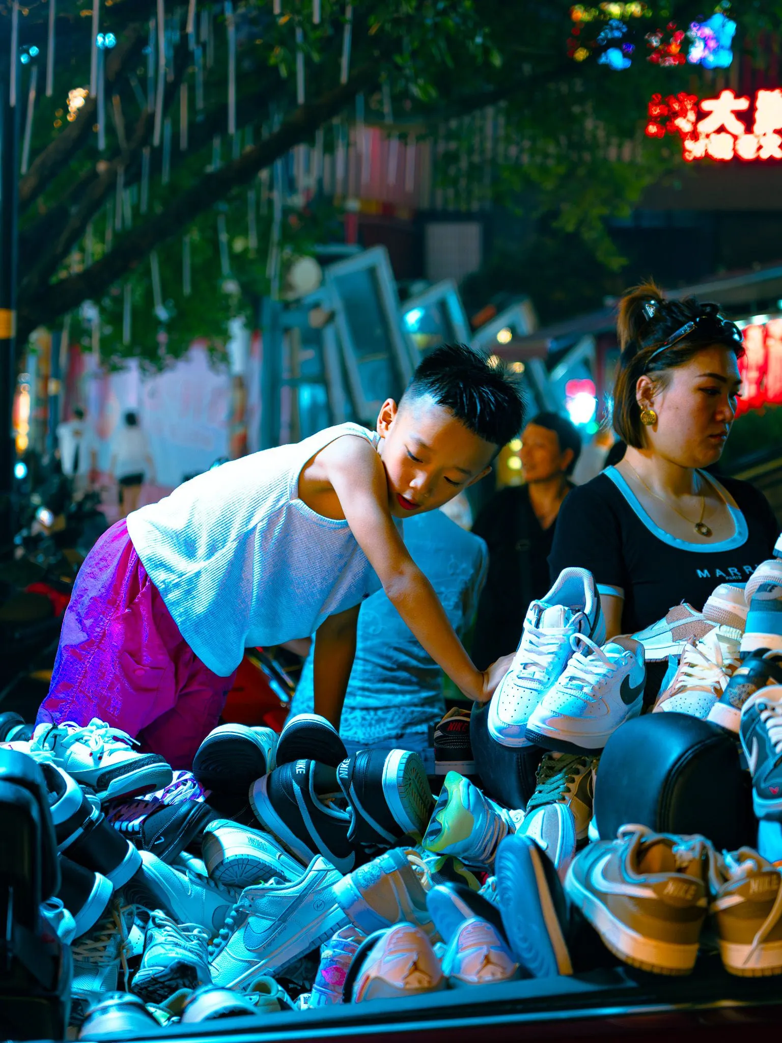 Shoe stall